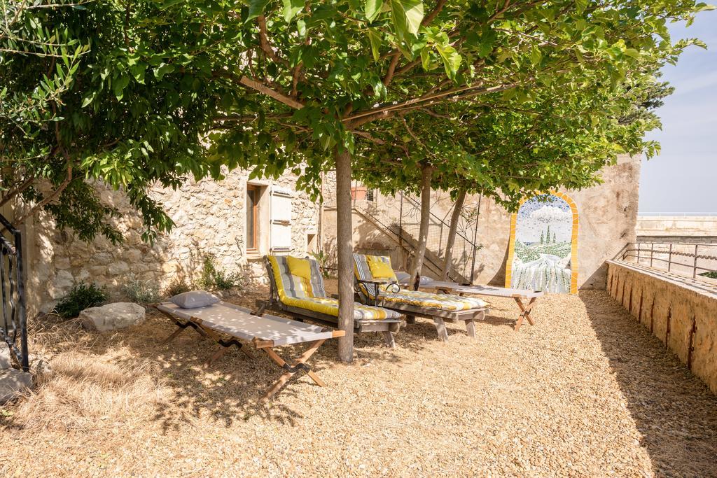 Relais De Tamaroque Bed and Breakfast Portel-des-Corbieres Exteriör bild